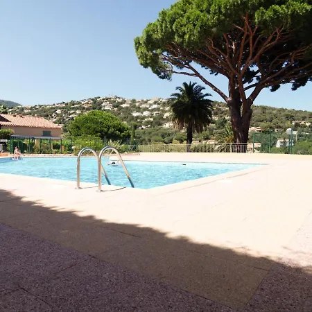 公寓 Les Jardins D'amaryllis-8 By Interhome *