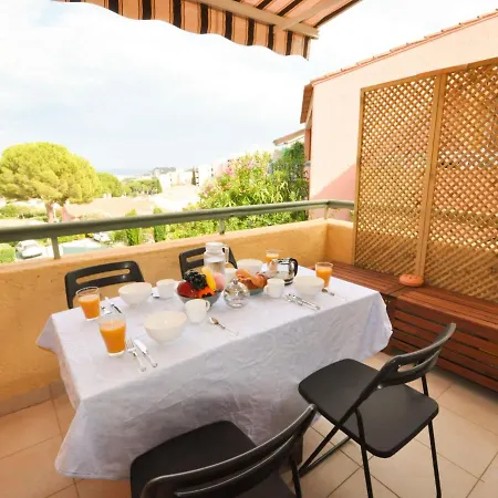 Les Jardins D'amaryllis-8 Apartment *
